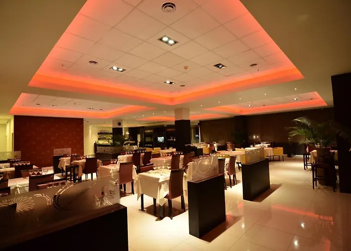Amerian Villa Maria Park Hotel